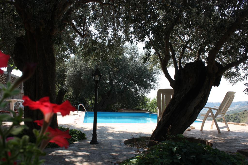 Azienda Agrituristica Biologica Il Querceto Santa Severina المظهر الخارجي الصورة